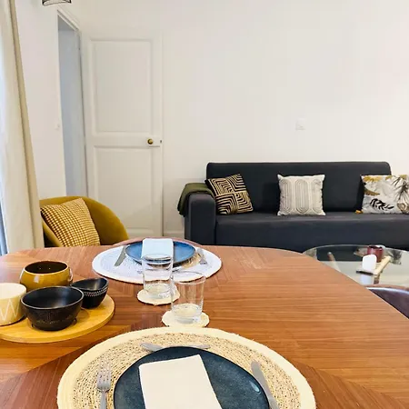 Lovely Flat, Center Of *